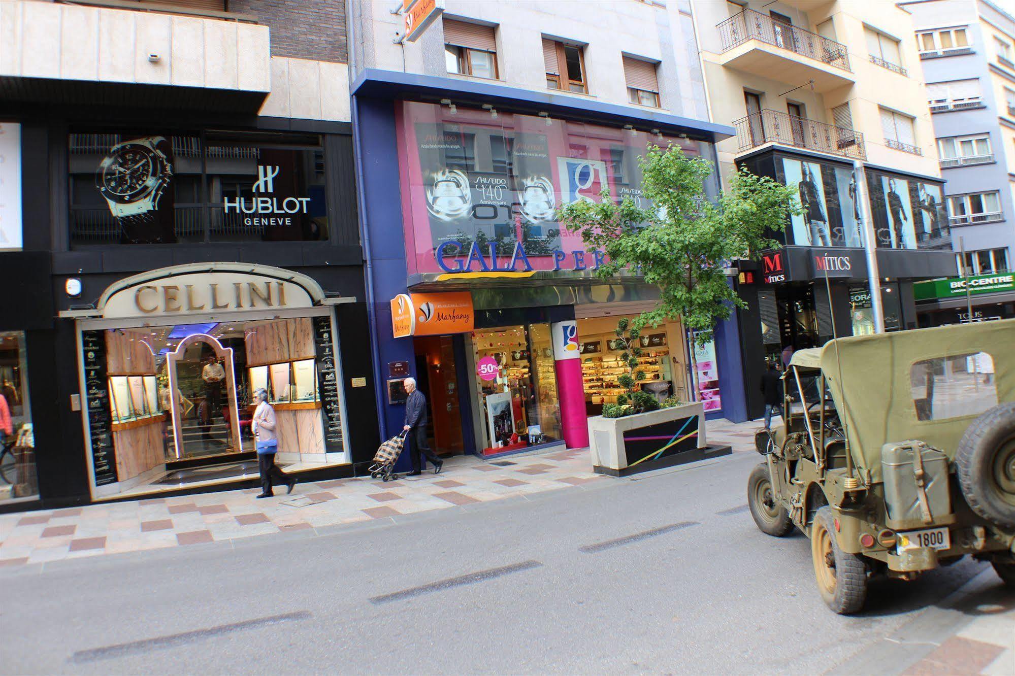 Hotel Marfany อันดอร์รา ลา เวลลา ภายนอก รูปภาพ